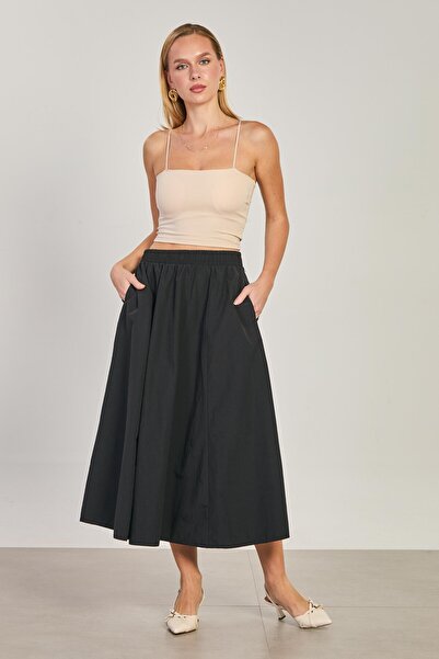 BARRELS AND OIL Women's Elastic Waist Skirt - Black