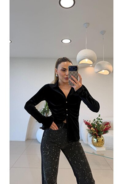 Şulenin Butiği TASARIM GÖĞÜS PİLELİ KADİFE BLUZ SİYAH