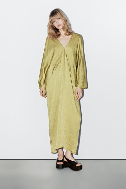 Massimo Dutti Dökümlü saten kimono elbise - STUDIO