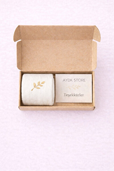 AYDK Women's Embroidered Patterned Socks – Minimal and Elegant Design, Gift Boxed