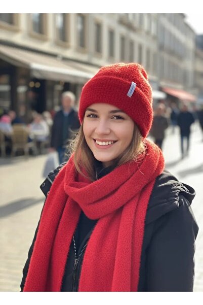 CANMODA Set de berete cu eșarfă roșie vibrantă - FO 3601