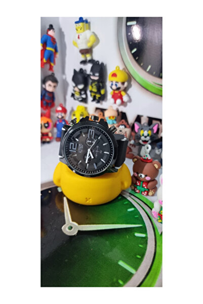 Time&Tech Compact Design Men's Watch with Silicone Strap and Color Detail