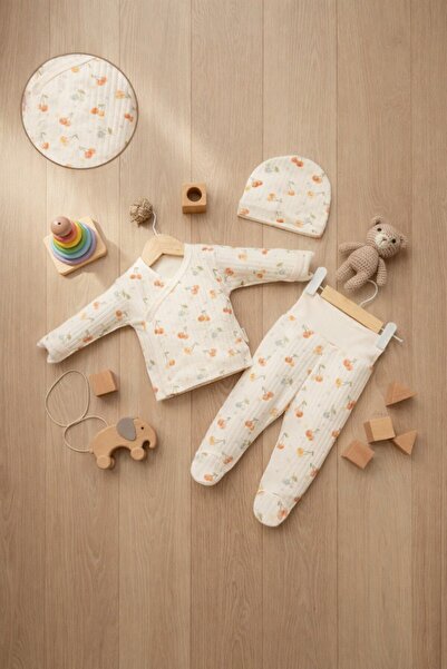 Minelia Kids طقم بيبي كرز مطبوع مكون من 3 قطع من عمر 0-3 أشهر، طقم أطفال حديث...