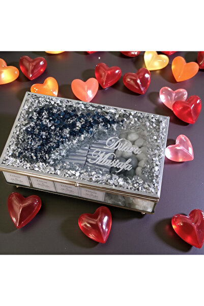 elimersacraft Çikolata kutusu.cam kutu.kisisellestirilmis. söz nişan. İsimli ...