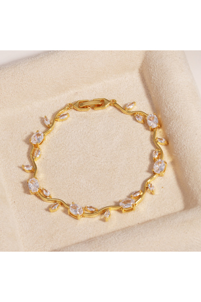 Choice سوار أنيق على شكل ورقة شجر مرصع بكريستال الزركونيا المكعبة بلون ذهبي أ...