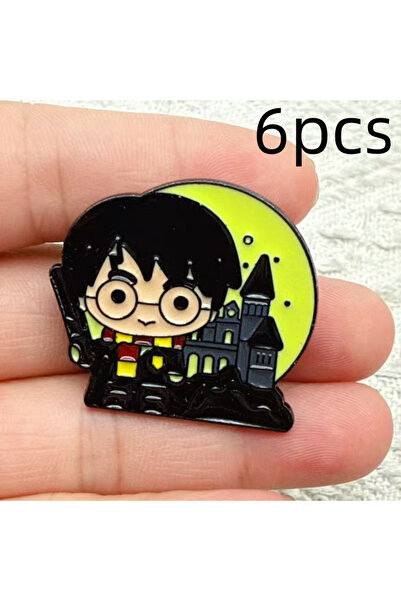 Miniso 6 دبابيس مطلية بالمينا ذهبية اللون، شخصيات كرتونية، دبابيس معدنية لتزيين حقائب الظهر والملابس وشارات الياقات.