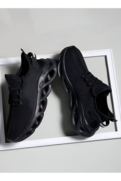 Generic Men's training shoe