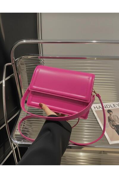 Handley حقيبة كتف ناعمة الملمس مع حزام للكتف واليد