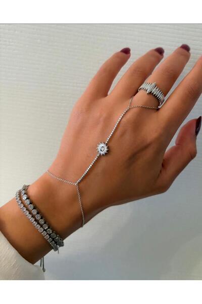 Ceso Accesories ساعة نسائية فضية اللون مرصعة بحجر الزركون موديل شاهميران