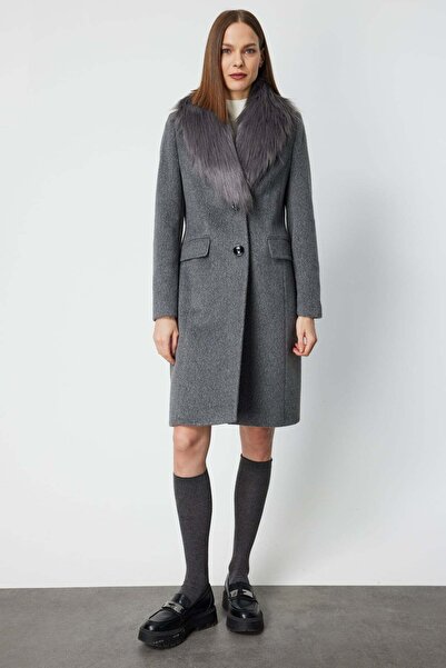 Ekol Coat with Fur Collar and Flap Pockets