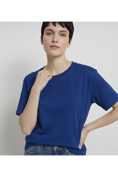 BW Bravely Wear تي شيرت نسائي ذو ياقة دائرية بدون طباعة