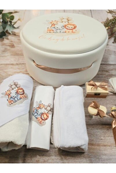 Hainute Magice Cutie cu trusou de botez-Crin