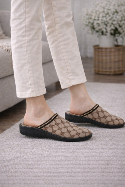 Wordex Zh007 Closed Front Patterned Winter Women's Home Guest Slippers