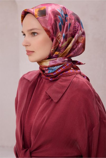 Belli Eșarfă din mătase twill 100% cu model Fuchsia Object Pattern 4216 - 52
