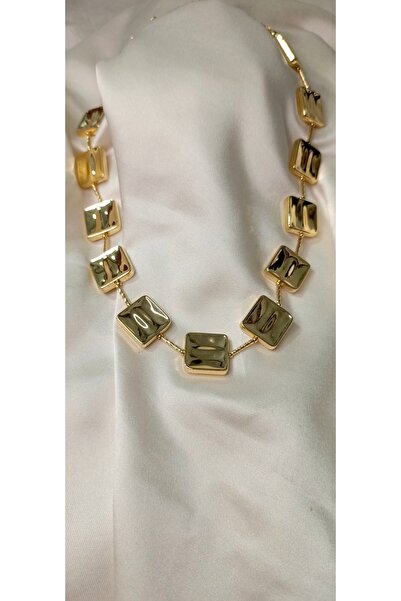 Poyi Aksesuar VİP GOLD KARE PLAKA KOLYE