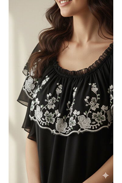 Maison Emarat Premium Floral Lace Detailing Short Night Dress