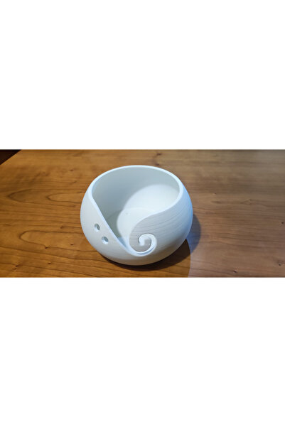 Della Knitting Yarn Bowl – Compatible with Knitting Needles and Crochet Hooks...