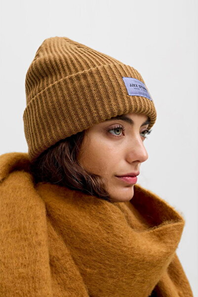 Jack & Jones Women's Logo Label Beanie - Othelia