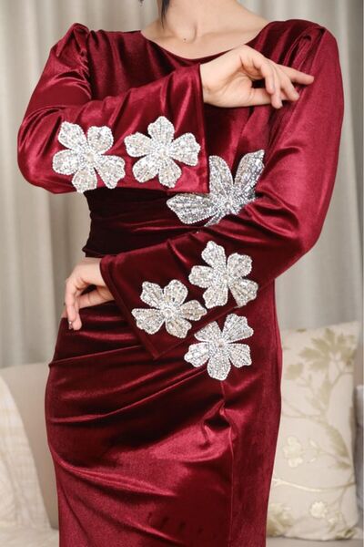 Buy Red Velvet Dresses  | Don't Miss Out | Trendyol UAE & KSA