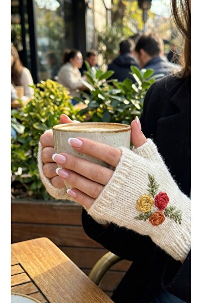 Didora Çiçek Nakışlı Parmaksız Örgü Eldiven (Bir Çift)