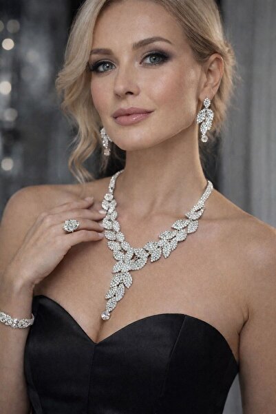 MİHRES YAPRAK DESENLİ KRİSTAL TAŞLI 4'LÜ SET