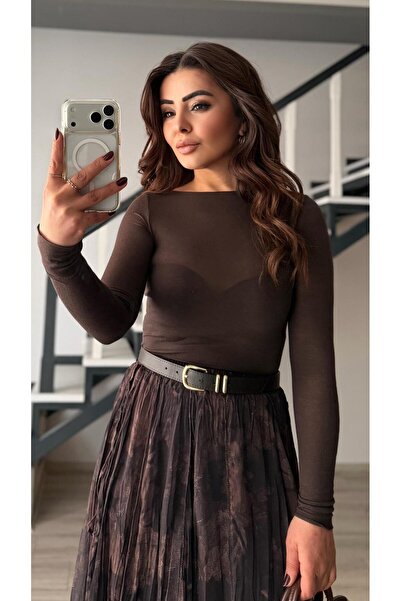 Oslove بلوزة كشمير بياقة قارب بلون بني مرير