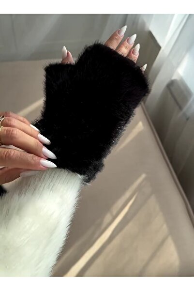 FUNDA AKIN Mi Luz Accessory Women's Cut-Out Plush Gloves