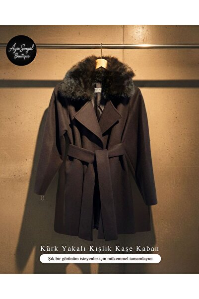 Zulays ayşe Yakası kürklü kaşe