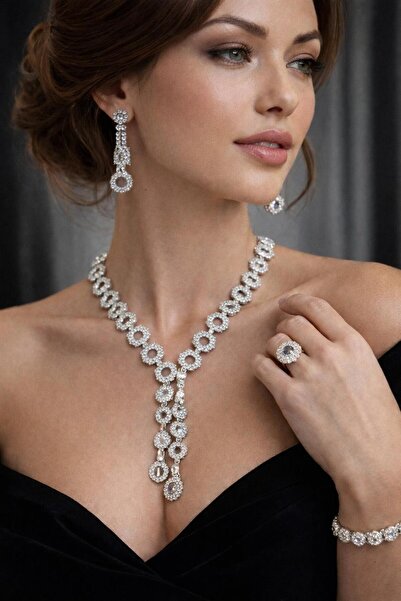 MİHRES ZARİF HALKA MOTİFLİ KRİSTAL ABİYE ZİRKON TAKI SETİ IŞILTI SET