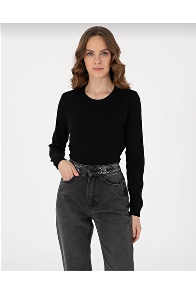 Pierre Cardin Women's Black Slim Fit Crew Neck Soft Textured Knitwear Sweater