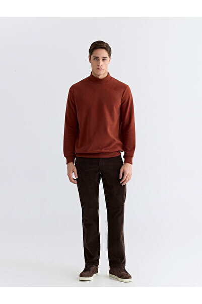 LC Waikiki بنطلون تشينو مخملي قياسي للرجال