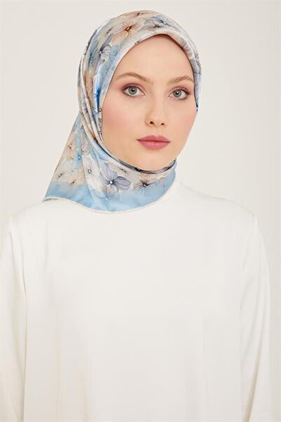 Armine وشاح حريري - نجمة تركية باللونين الأخضر والأبيض، مع كاباس تيكسيس يلكوف...