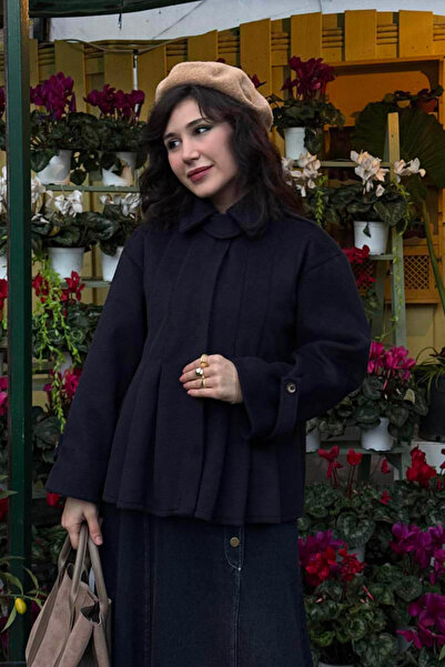 ZÜLAYS Pileli Kısa Kaban Lacivert