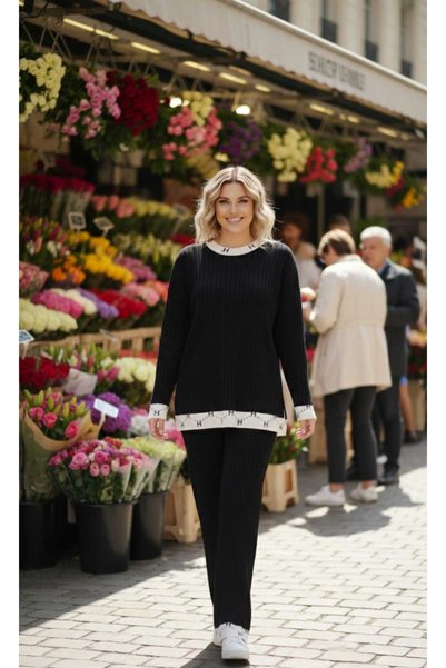 ZAVERA WOMAN Women's Knitwear Double Set