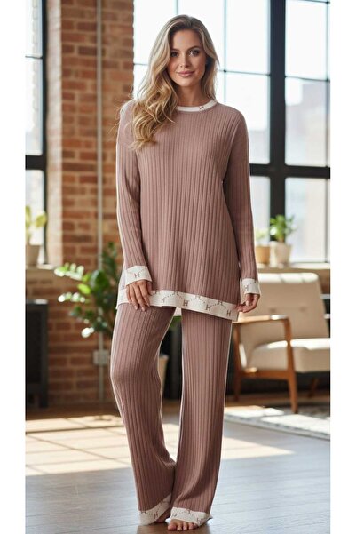 ZAVERA WOMAN Women's Knitwear Double Set