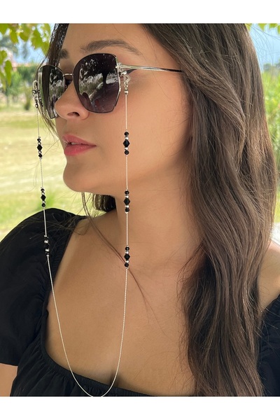 LUMAKS Stylish Eyeglass Chain – Modern Eyeglass Strap & Elegant Accessory