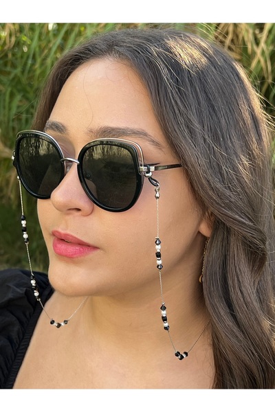 LUMAKS Stylish Eyeglass Chain – Modern Eyeglass Strap & Elegant Accessory