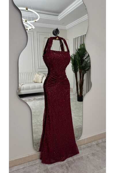 LAMSAT LATIN Women's long, fitted evening dress in burgundy, fully embroidered with shimmering sequins