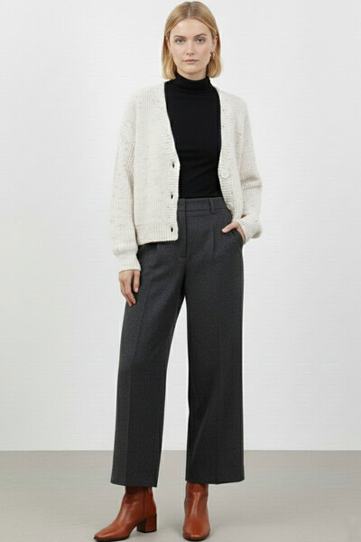 Bigdart Women's Crop Knit Cardigan 15955 - Cream