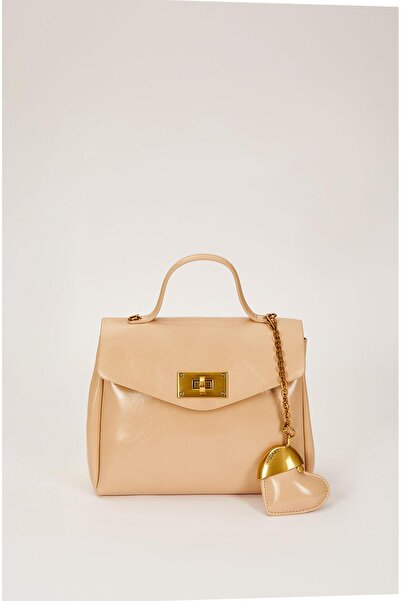 Levidor حقيبة يد مع سلسلة على شكل قلب من فرو المنك