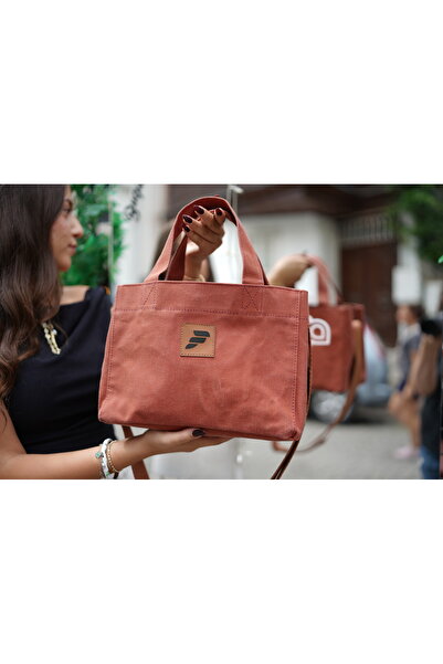 FRİEDRİCH PREMİUM FERMUARLI MUMLU KANVAS EL VE OMUZ ÇANTASI (KİREMİT)