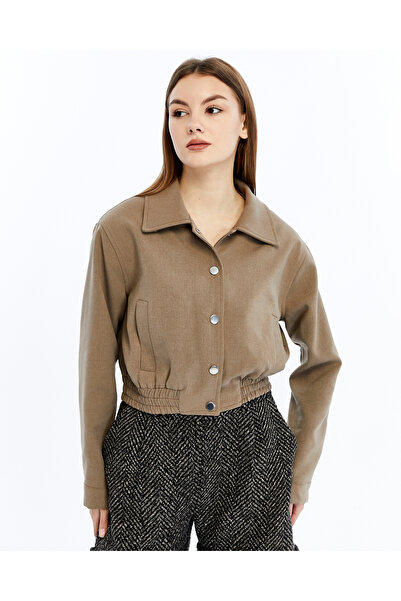 l o v m i Women's Rubber Detailed Crop Jacket Modern Transitional Coat