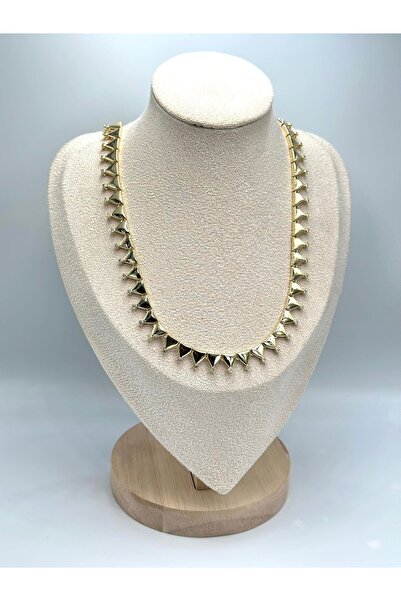 BYYEŞO قلادة فولاذية بتفاصيل مثلثة متتالية