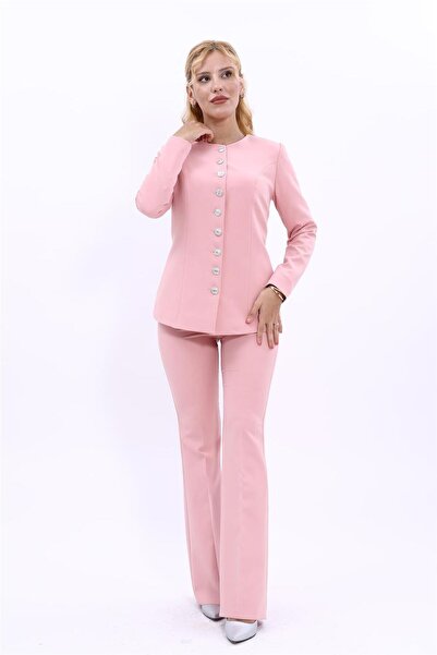 ÖNDER ÖZSOY سترة بياقة دائرية وأزرار طويلة وبنطلون واسع الساق على الطراز الإس...