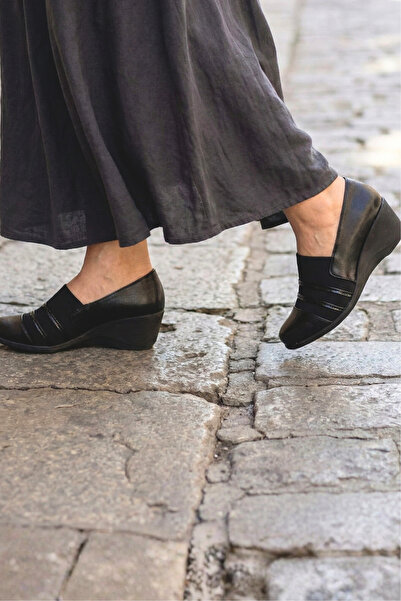 Ekonomik Ayakkabı Women's Black Mother Shoes Orthopedic Wedge Heel – Stylish ...