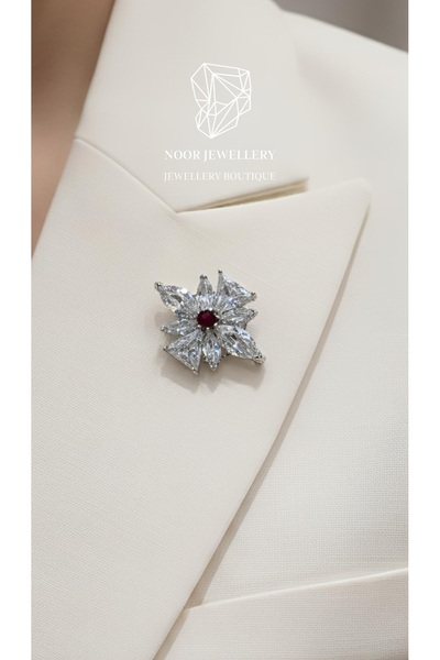 NOOR JEWELLERY brooch