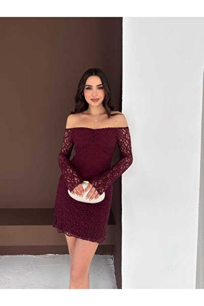 LAVRE KADIN SİYAH DANTEL KAYIK YAKA UZUN KOLLU MİNİ ELBİSE