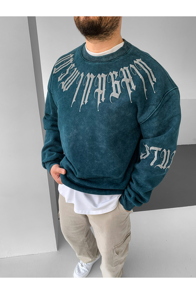 NO1 KONSEPT سويت شيرت مطرز باللون الأزرق البترولي الفاخر بمعالجة الغسيل الحمضي