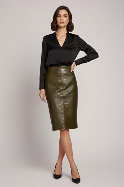 Deriderim Khaki Elara Crocodile Patterned Genuine Leather Pencil Skirt