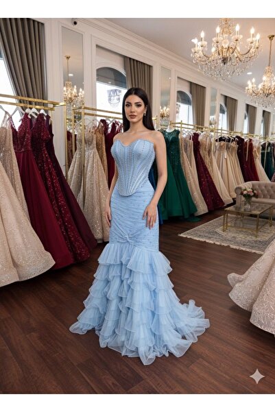 Diva style Evening dress set with pearl and zircon embroidery, tulle layers, flared silhouette